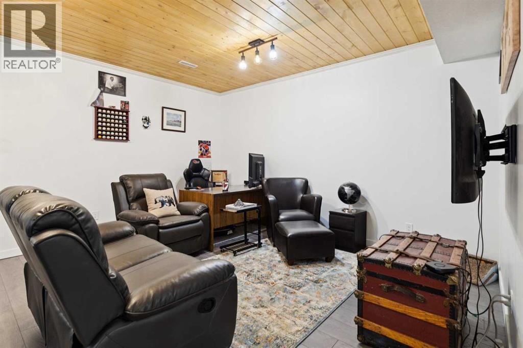 26 Mount Rae Terrace, Okotoks, Alberta  T1S 0M6 - Photo 34 - A2283093