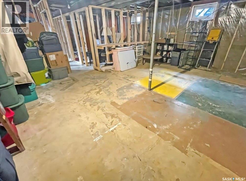 424 6th Avenue Nw, Swift Current, Saskatchewan  S9H 0Y3 - Photo 12 - SK029434