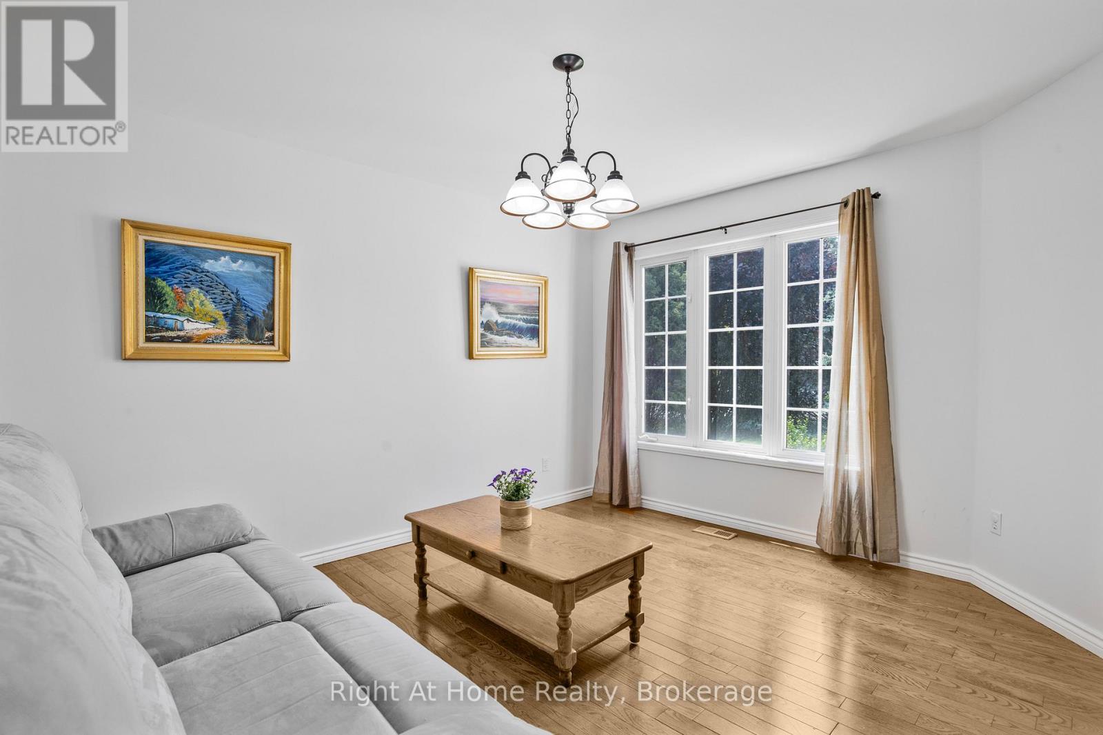 2405 Eden Valley Drive, Oakville, Ontario  L6H 6K9 - Photo 6 - W12831922