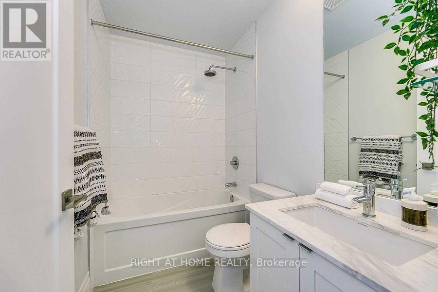 2719 - 4055 Parkside Village Drive, Mississauga, Ontario  L5B 0K8 - Photo 10 - W12825766