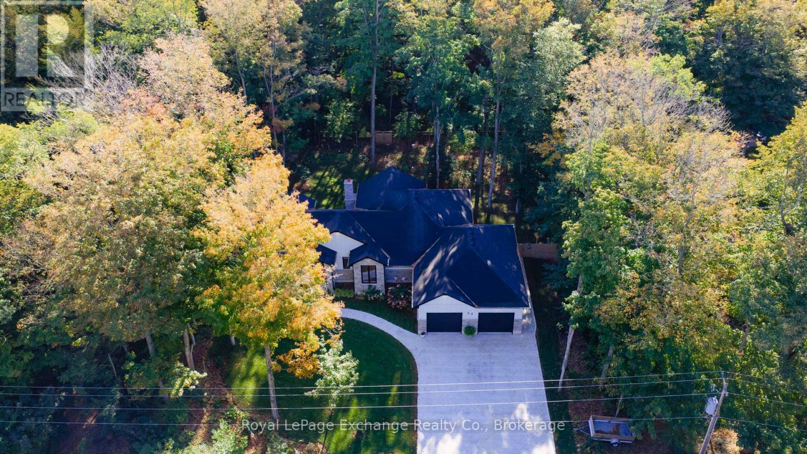 44 Blairs Trail N, Huron-Kinloss, Ontario  N0G 2R0 - Photo 3 - X12831910