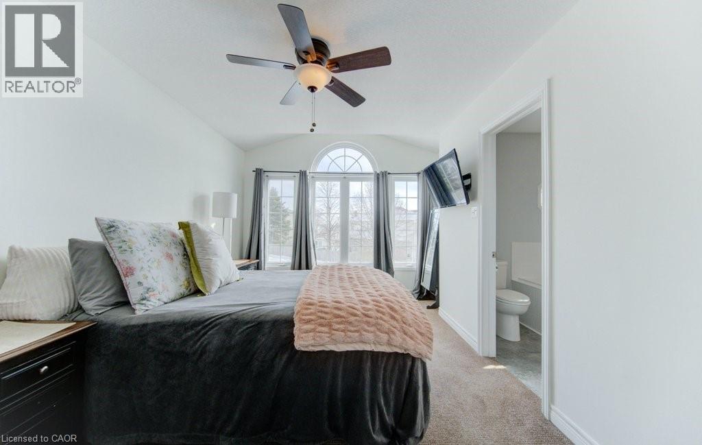 404 Wake Robin Crescent, Kitchener, Ontario  N2E 3L6 - Photo 16 - 40804886