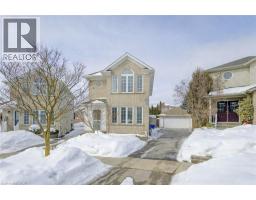 404 WAKE ROBIN Crescent, Kitchener, Ontario