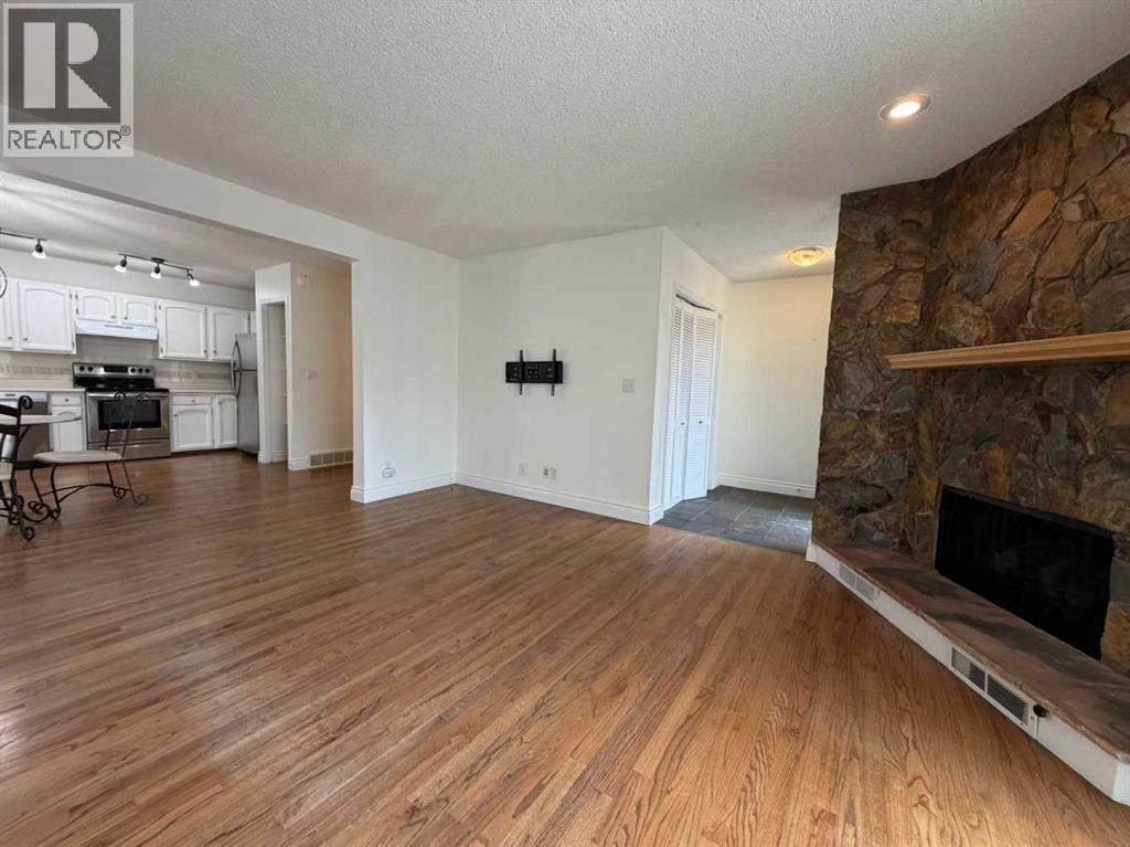 1, 1939 25a Street Sw, Calgary, Alberta  T3E 1Y6 - Photo 6 - A2285500