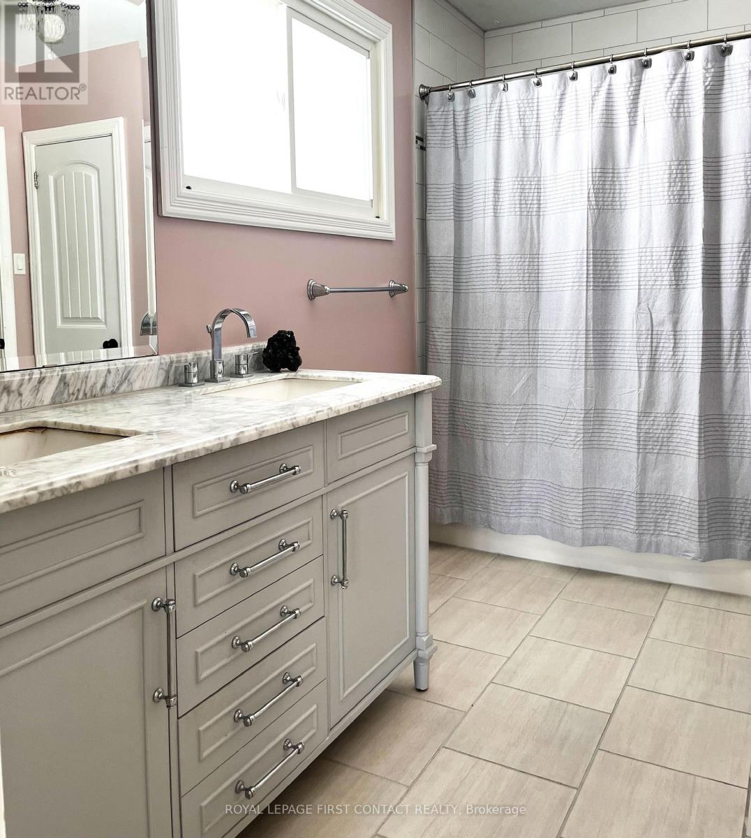 20 Belmont Crescent, Springwater (Midhurst), Ontario  L0L 1X0 - Photo 12 - S12831908