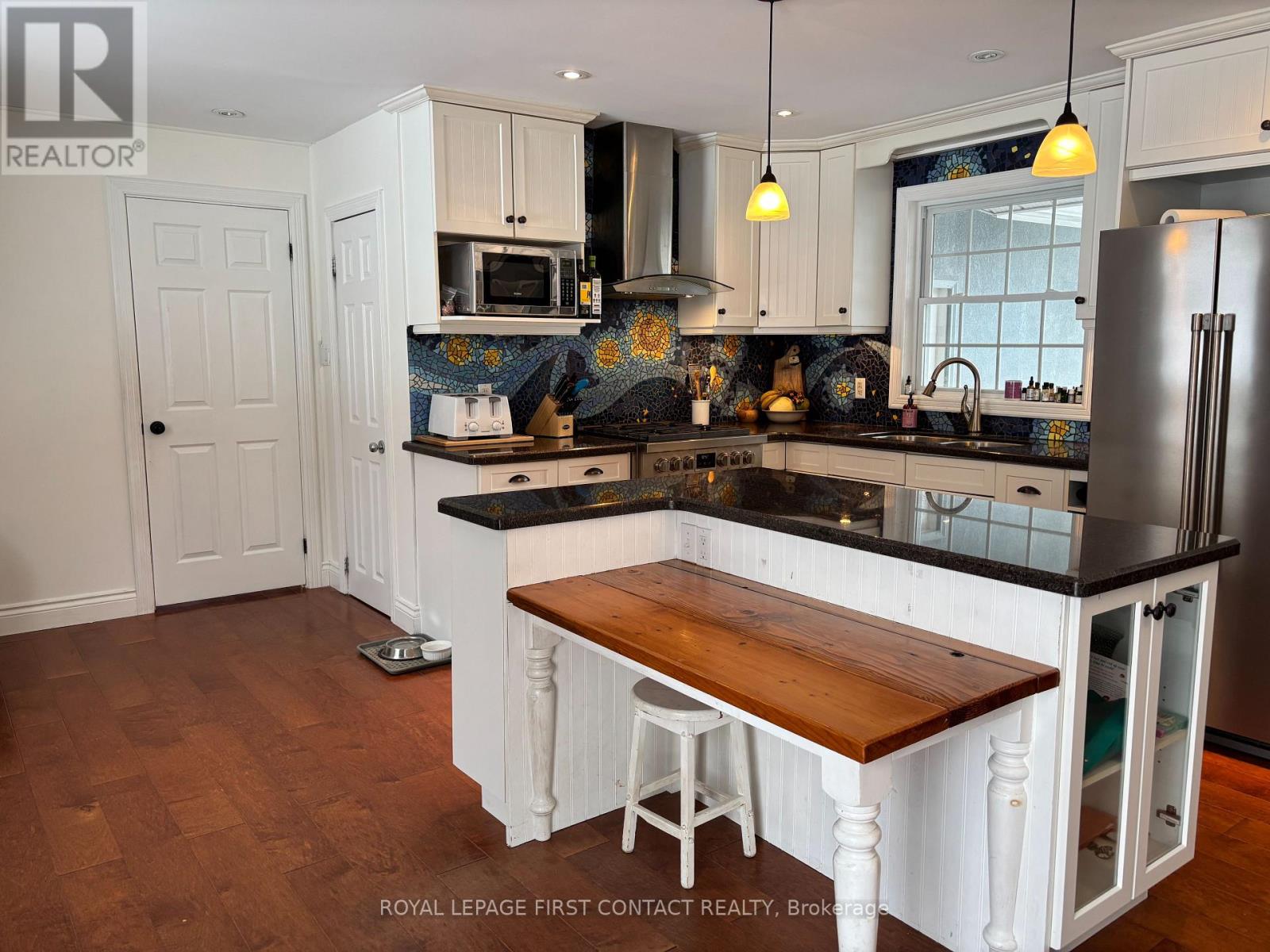 20 Belmont Crescent, Springwater (Midhurst), Ontario  L0L 1X0 - Photo 6 - S12831908