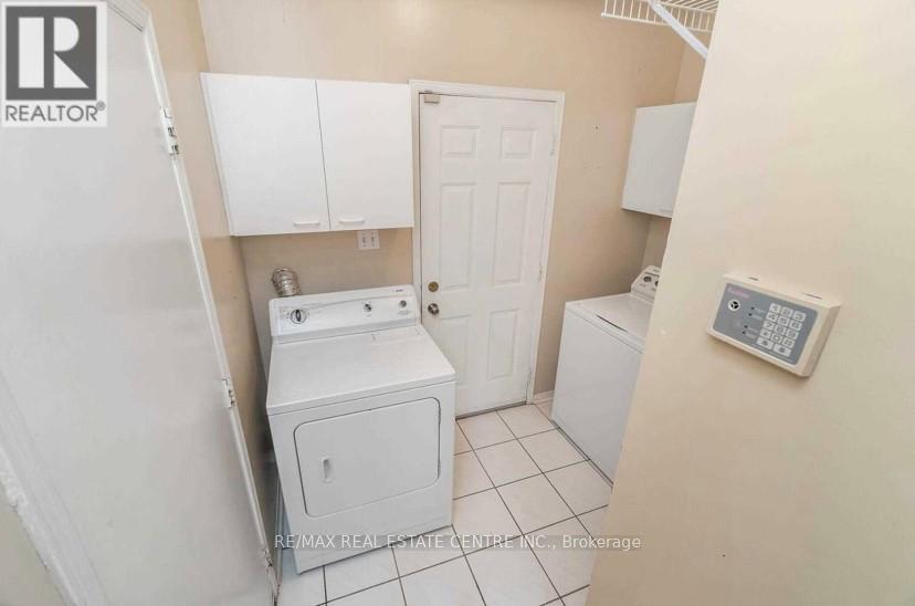 7 Curry Crescent, Halton Hills, Ontario  L7G 5L4 - Photo 27 - W12800518