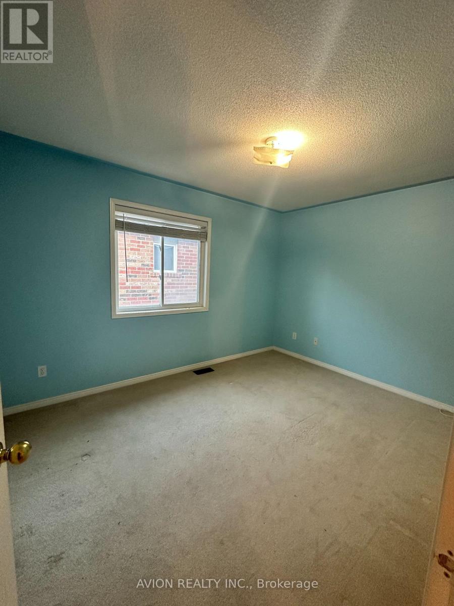 3046 Mission Hill Drive, Mississauga, Ontario  L5M 0C1 - Photo 12 - W12831924