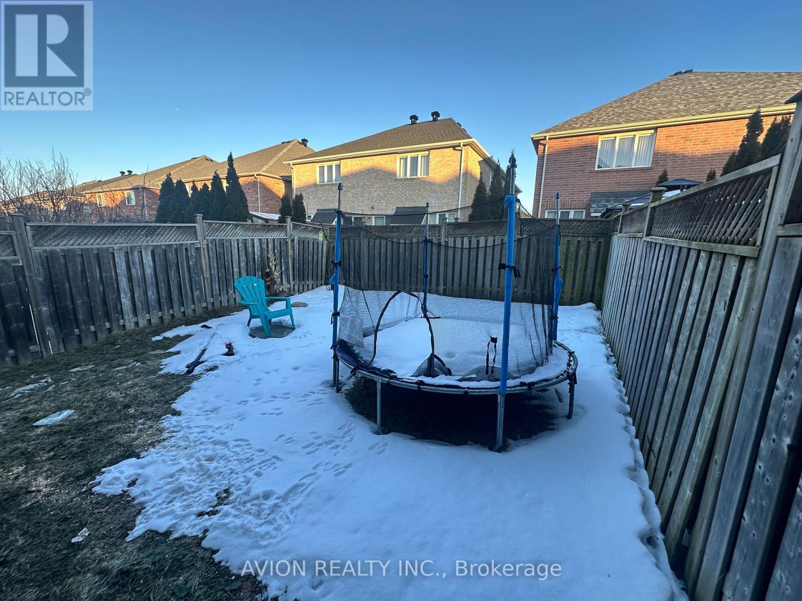 3046 Mission Hill Drive, Mississauga, Ontario  L5M 0C1 - Photo 6 - W12831924