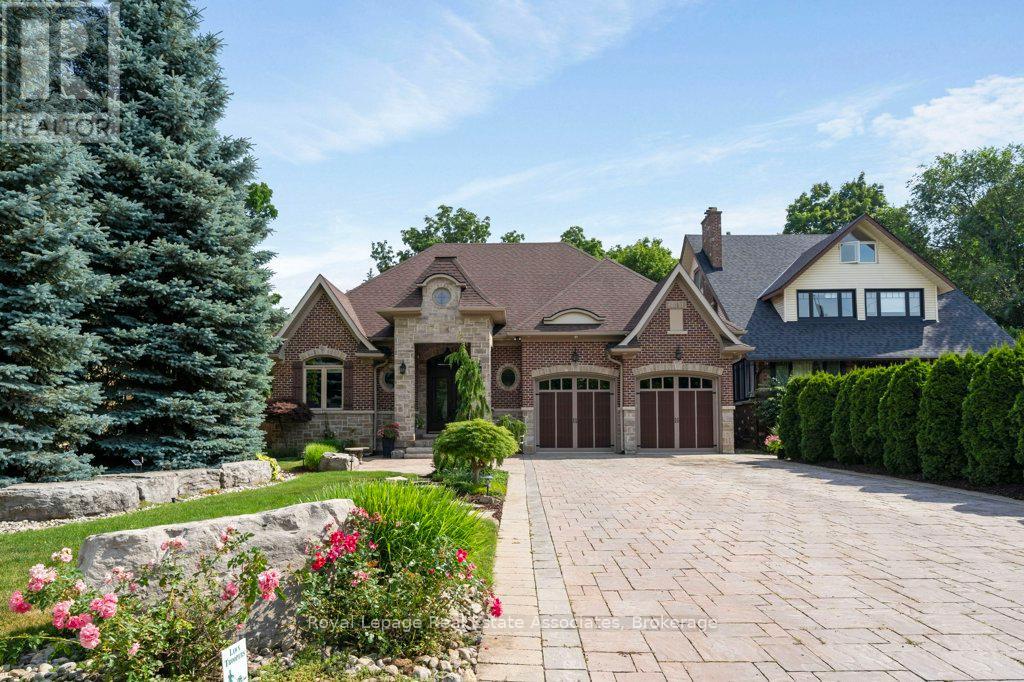 46 SCOTT STREET, Brampton, Ontario