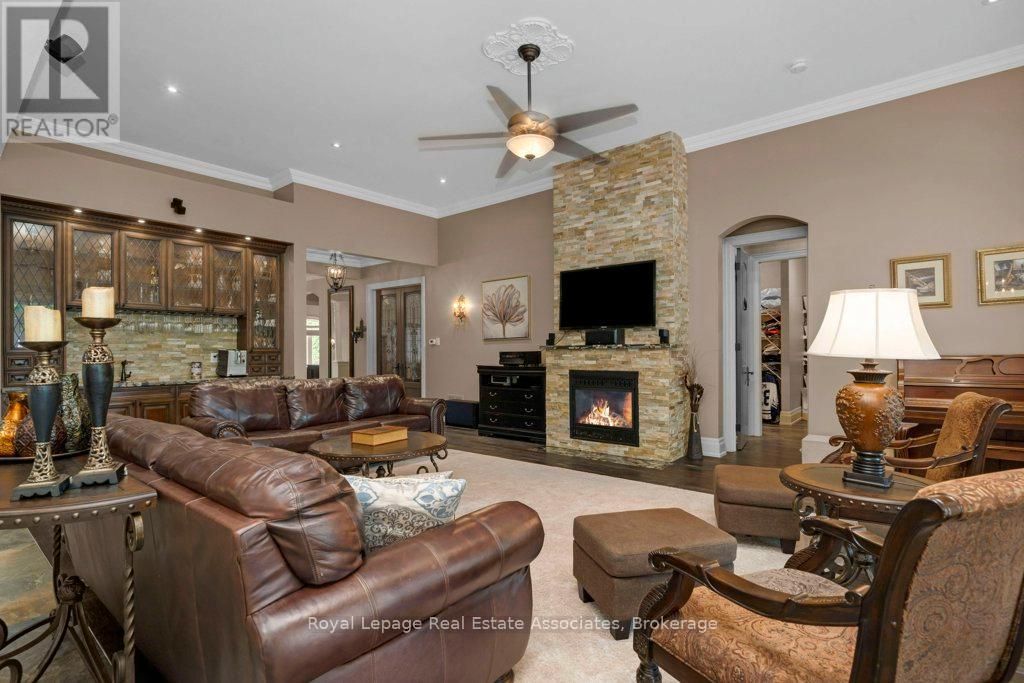 46 Scott Street, Brampton, Ontario  L6V 1S2 - Photo 7 - W12831930