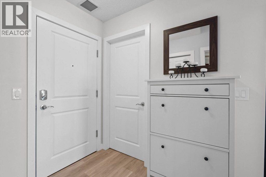 304, 201 Sunset Drive, Cochrane, Alberta  T4C 0H5 - Photo 5 - A2284722