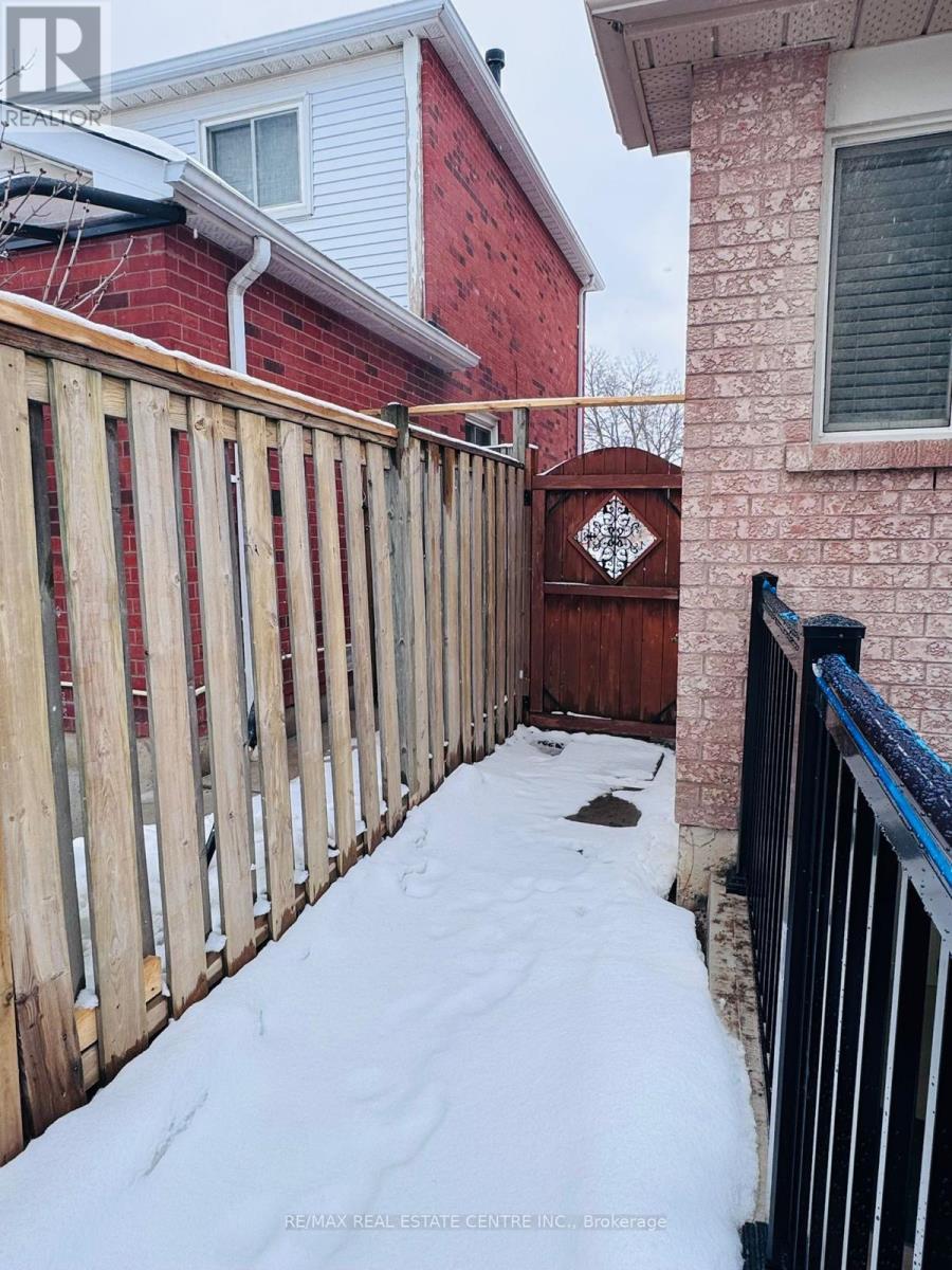 Basement - 3226 Forrestdale Circle, Mississauga, Ontario  L5N 6V4 - Photo 3 - W12814260