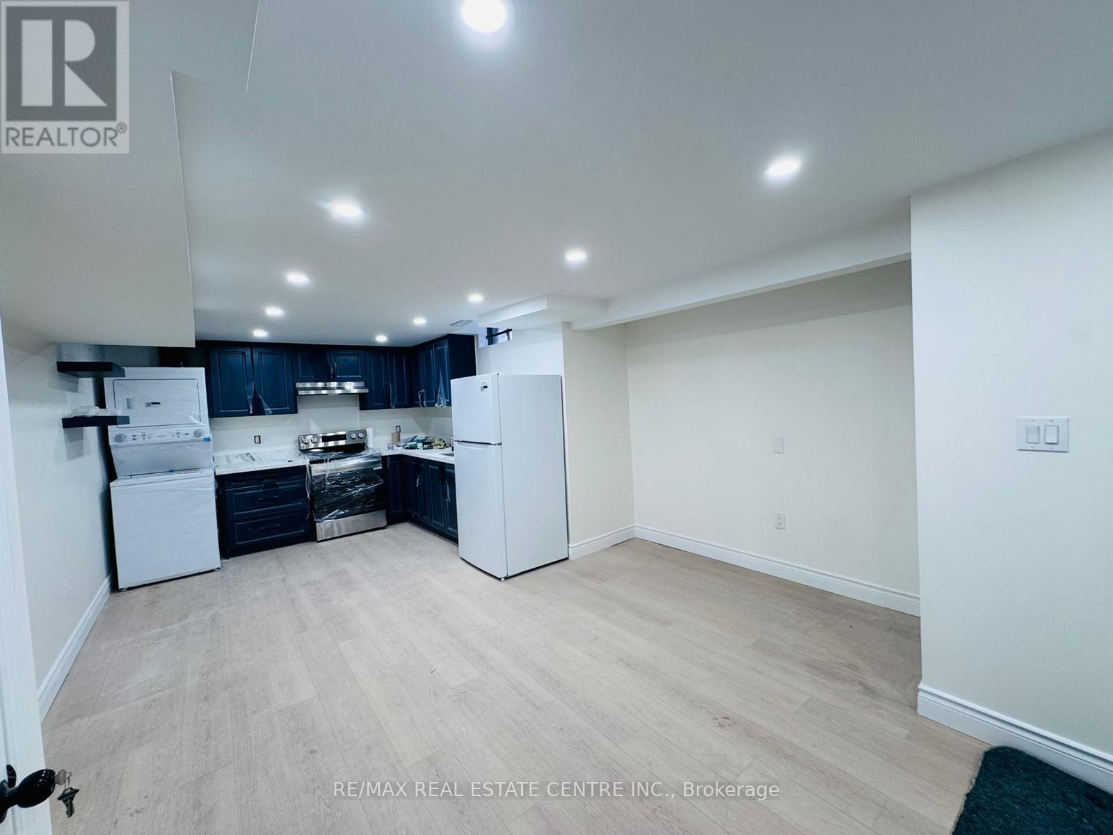 Basement - 3226 Forrestdale Circle, Mississauga, Ontario  L5N 6V4 - Photo 8 - W12814260