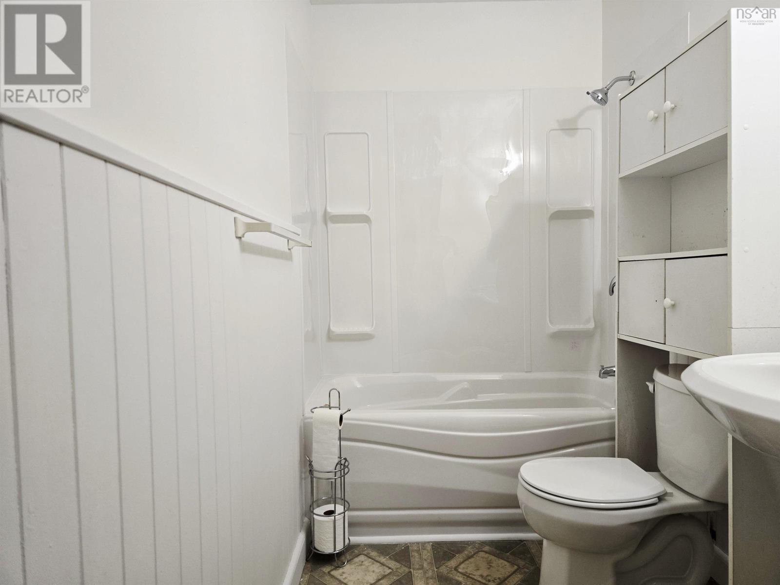 26 Maple Street, Stellarton, Nova Scotia  B0K 1S0 - Photo 14 - 202602606