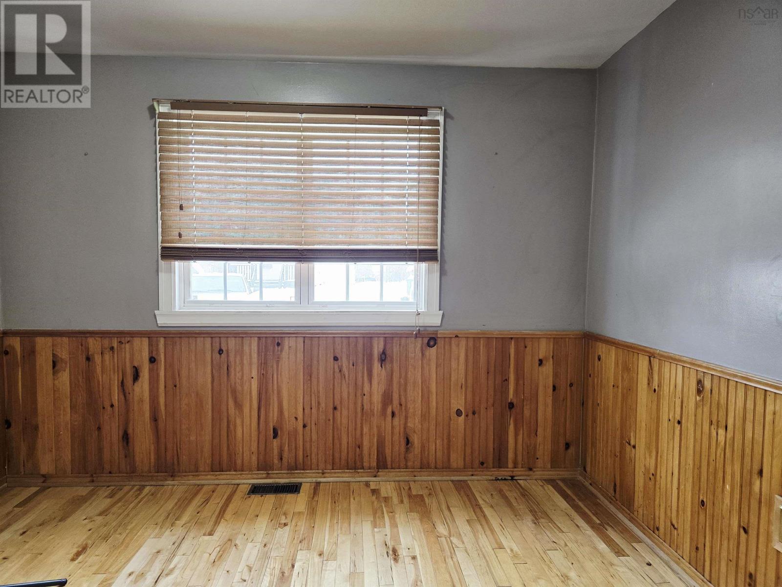 26 Maple Street, Stellarton, Nova Scotia  B0K 1S0 - Photo 5 - 202602606