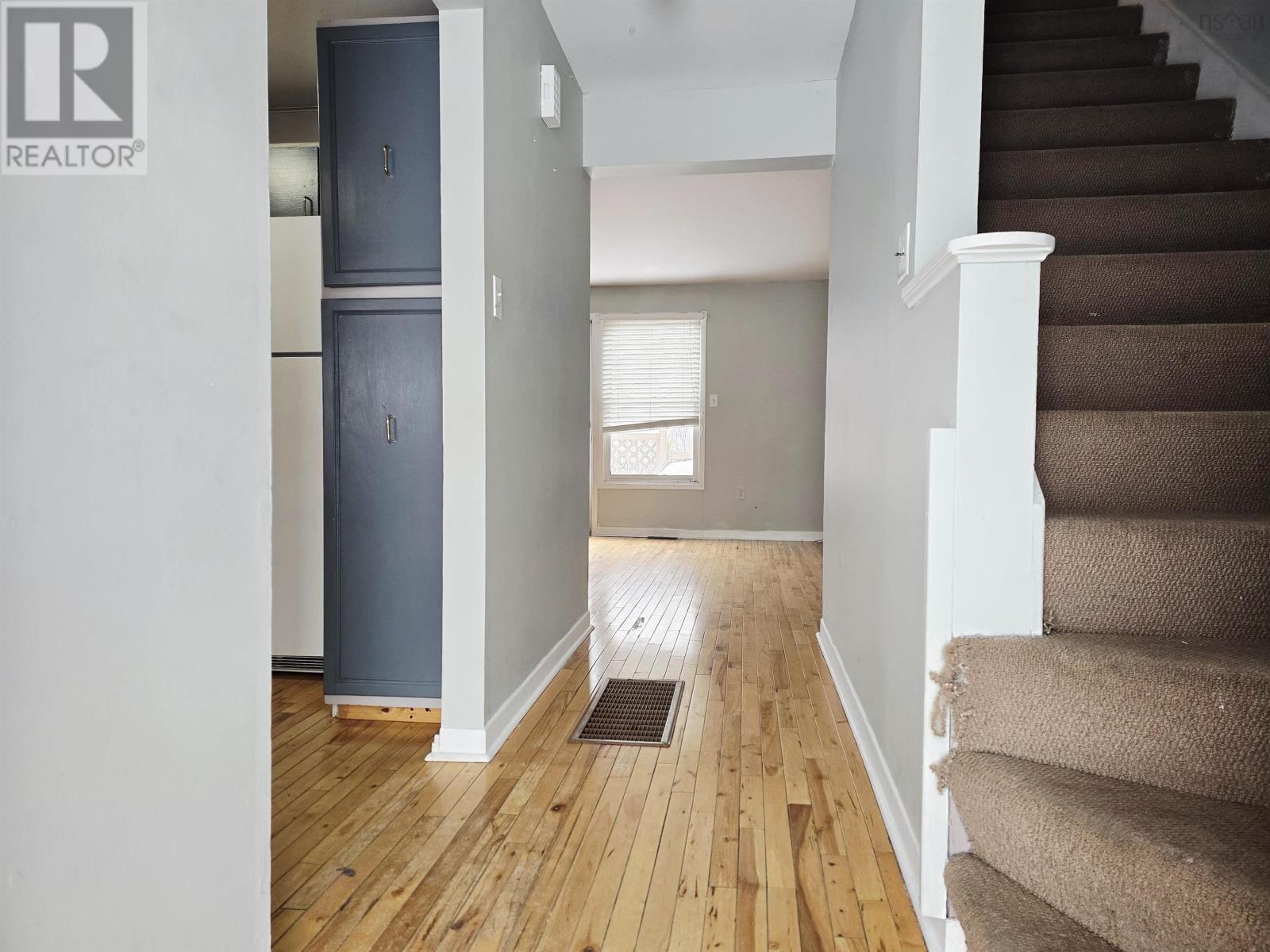 26 Maple Street, Stellarton, Nova Scotia  B0K 1S0 - Photo 2 - 202602606