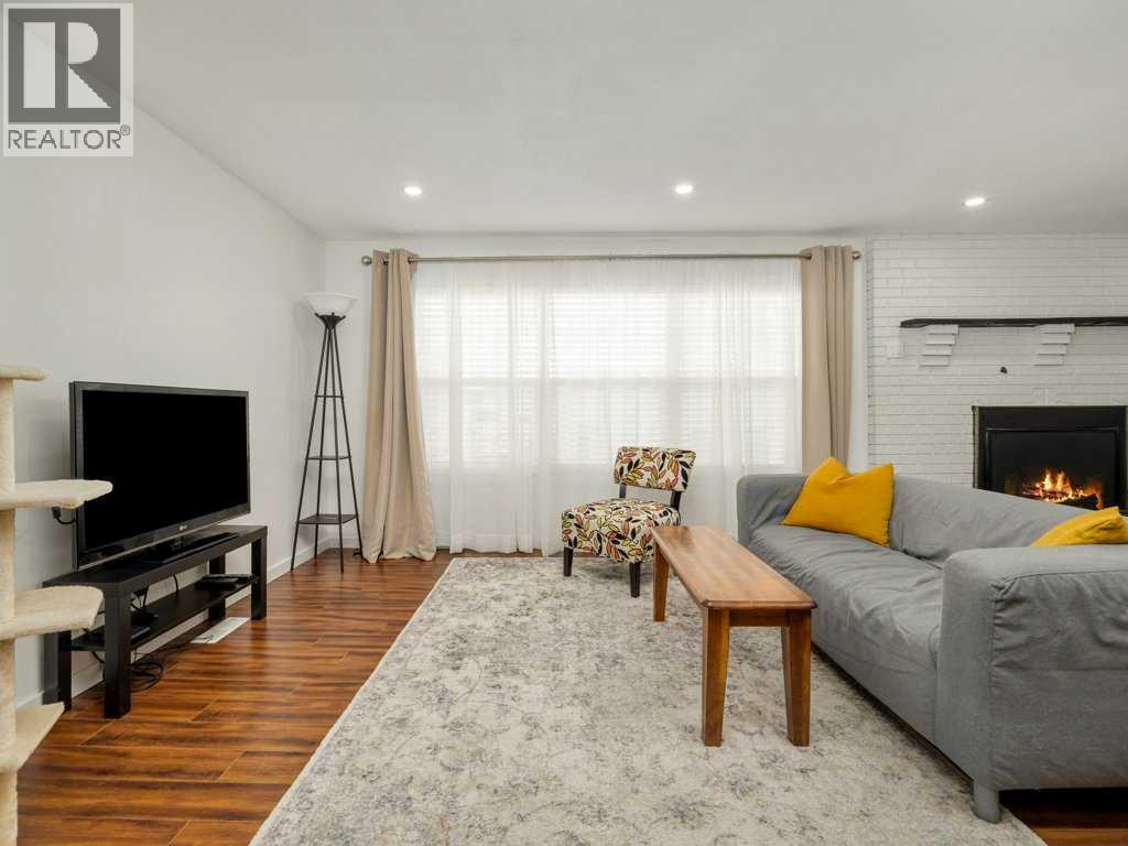 123 Dalhousie Court W, Lethbridge, Alberta  T1K 4C8 - Photo 3 - A2288855