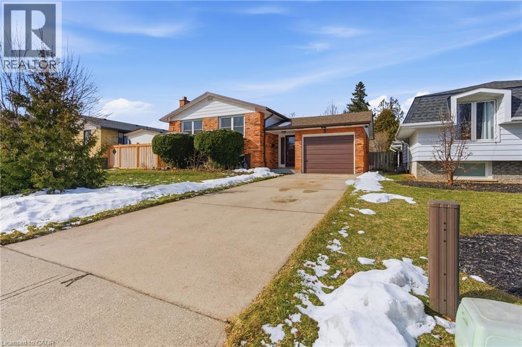 3 Vanderwood Court, Stoney Creek, Ontario  L8G 2Y5 - Photo 2 - 40807168