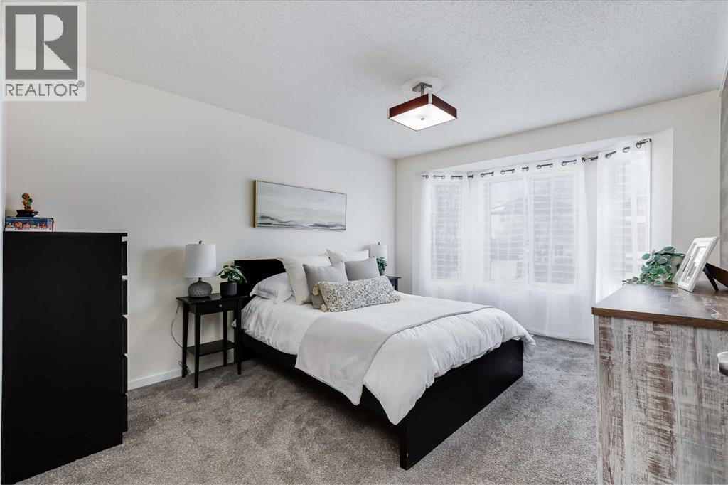 197 Stonegate Drive Nw, Airdrie, Alberta  T4B 3A2 - Photo 10 - A2288735