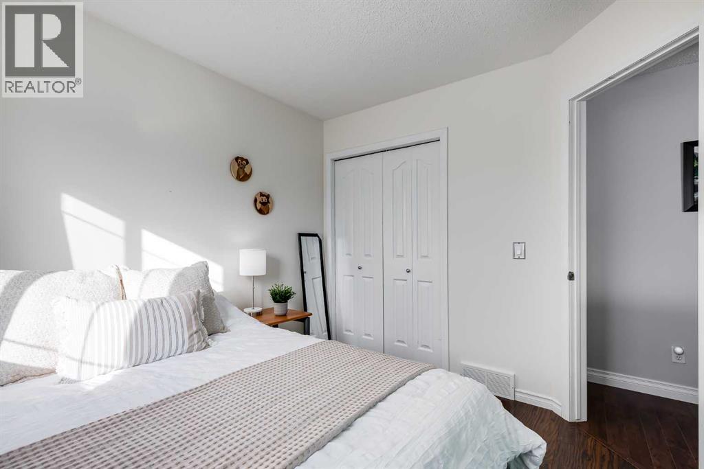 197 Stonegate Drive Nw, Airdrie, Alberta  T4B 3A2 - Photo 15 - A2288735