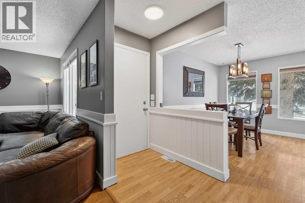 139 Hodson Crescent, Okotoks, Alberta T1S 1C7 - Photo 5 - A2287797