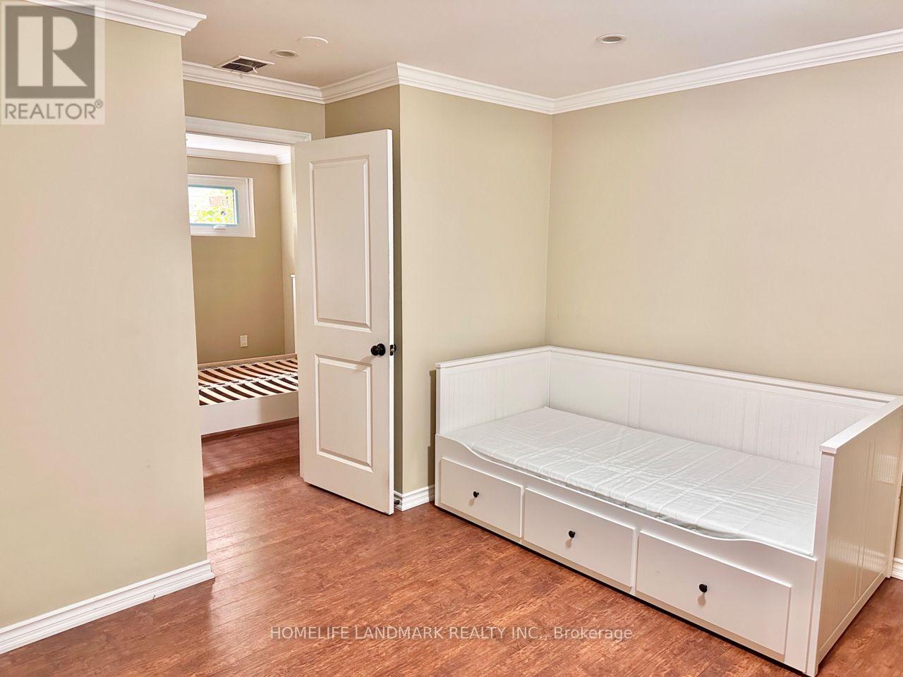 159 Cocksfield Avenue, Toronto, Ontario  M3H 3T4 - Photo 6 - C12831948
