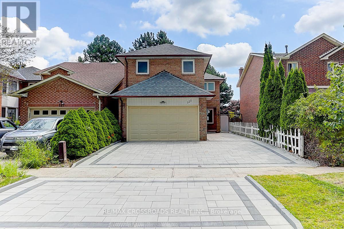 125 GREEN BUSH CRESCENT, Vaughan, Ontario