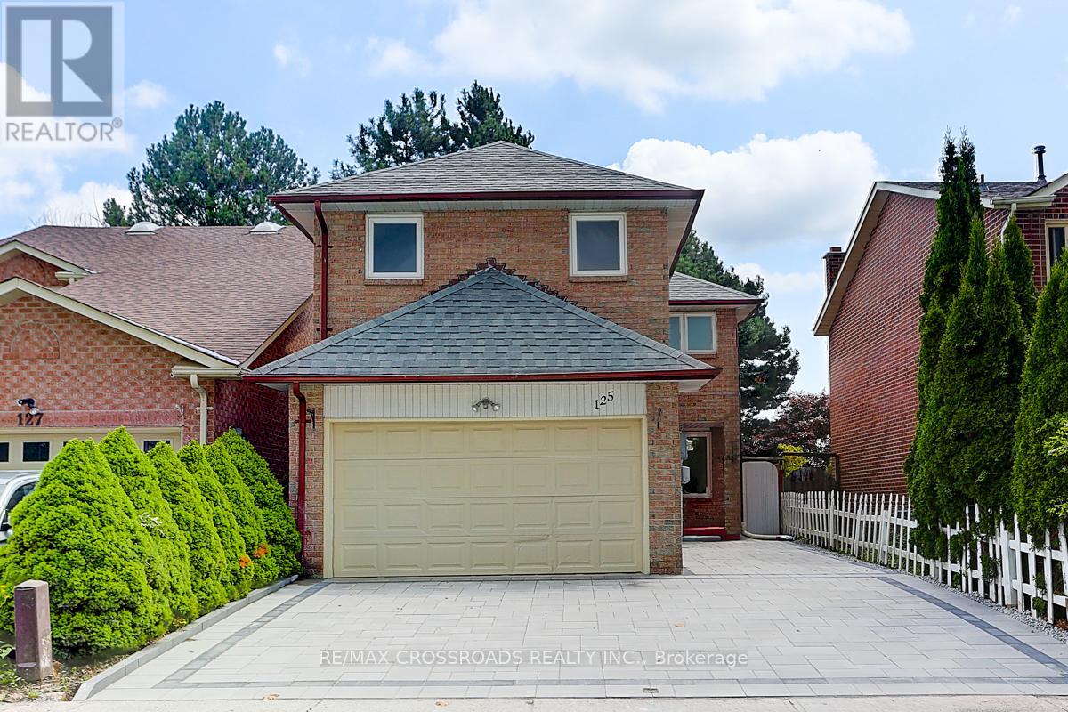 125 Green Bush Crescent, Vaughan, Ontario  L4J 5M3 - Photo 2 - N12831956