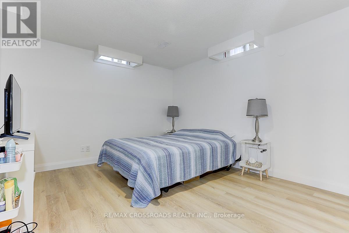 125 Green Bush Crescent, Vaughan, Ontario  L4J 5M3 - Photo 45 - N12831956