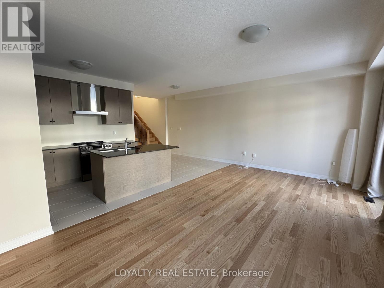 2971 Seagrass Street, Pickering, Ontario  L1X 0P8 - Photo 6 - E12789900