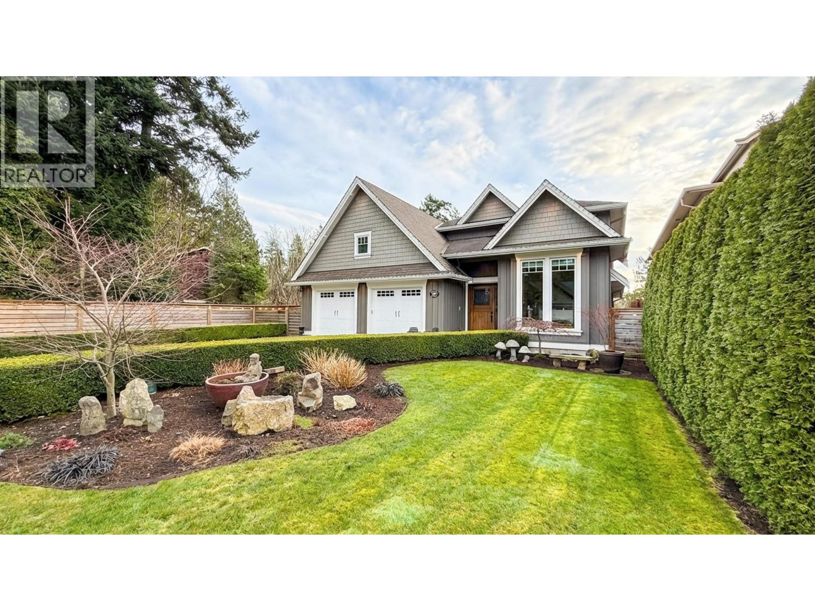 5220 Wallace Avenue, Delta, British Columbia  V4M 1A1 - Photo 2 - R3087806