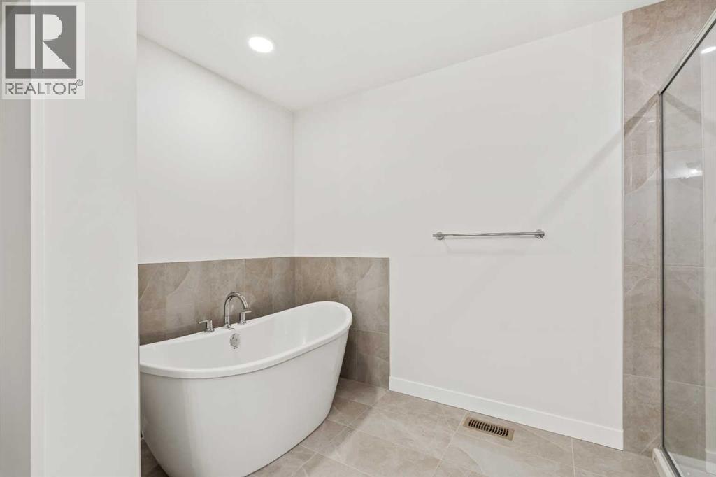 54 Lucas Place Nw, Calgary, Alberta  T3P 2E2 - Photo 29 - A2281734