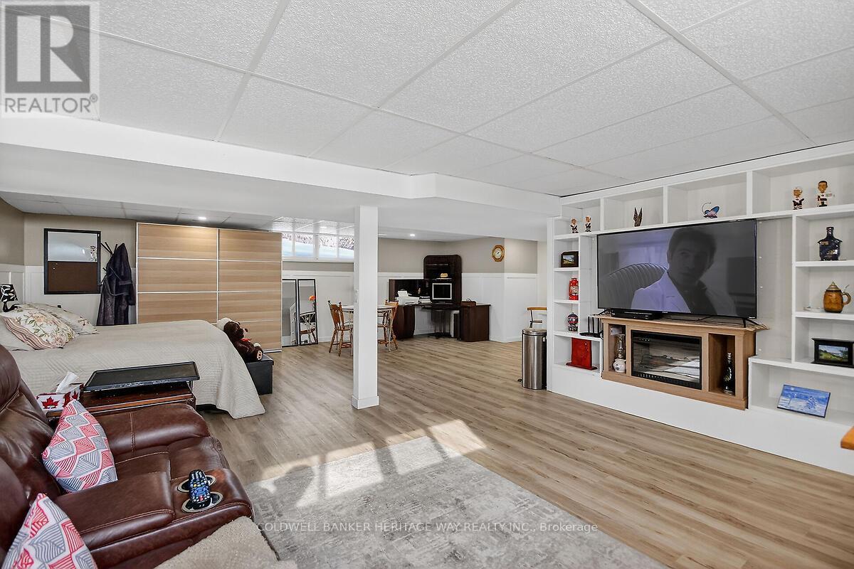 115 Cookes Shore Road, Drummond/north Elmsley, Ontario  K7C 4K7 - Photo 32 - X12831974