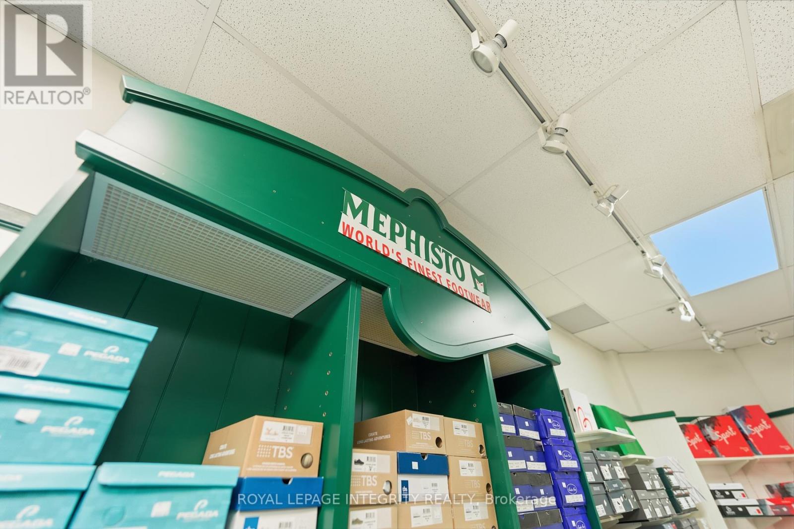 300 Eagleson Road, Ottawa, Ontario  K2M 1C9 - Photo 14 - X12831984