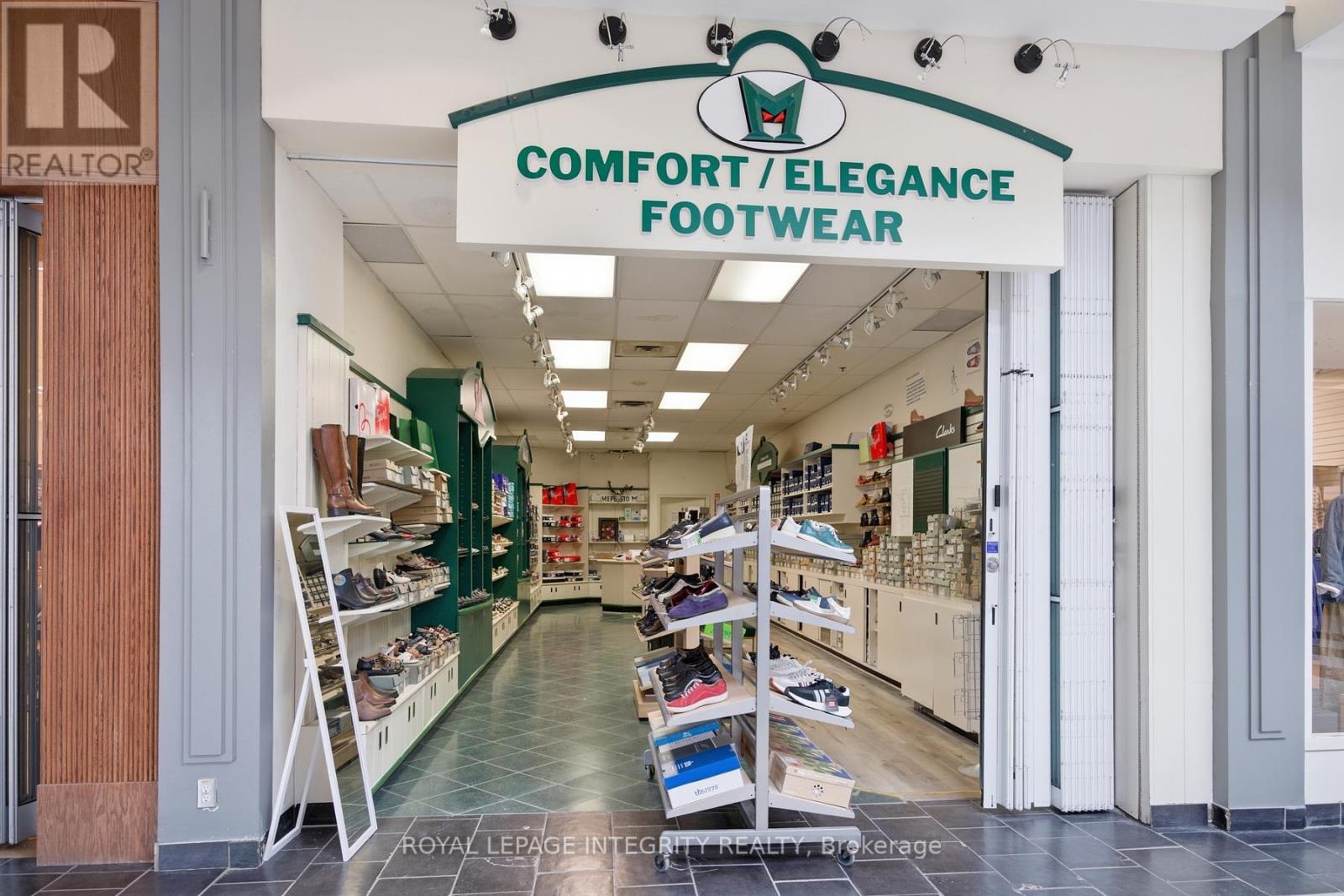 300 Eagleson Road, Ottawa, Ontario  K2M 1C9 - Photo 2 - X12831984