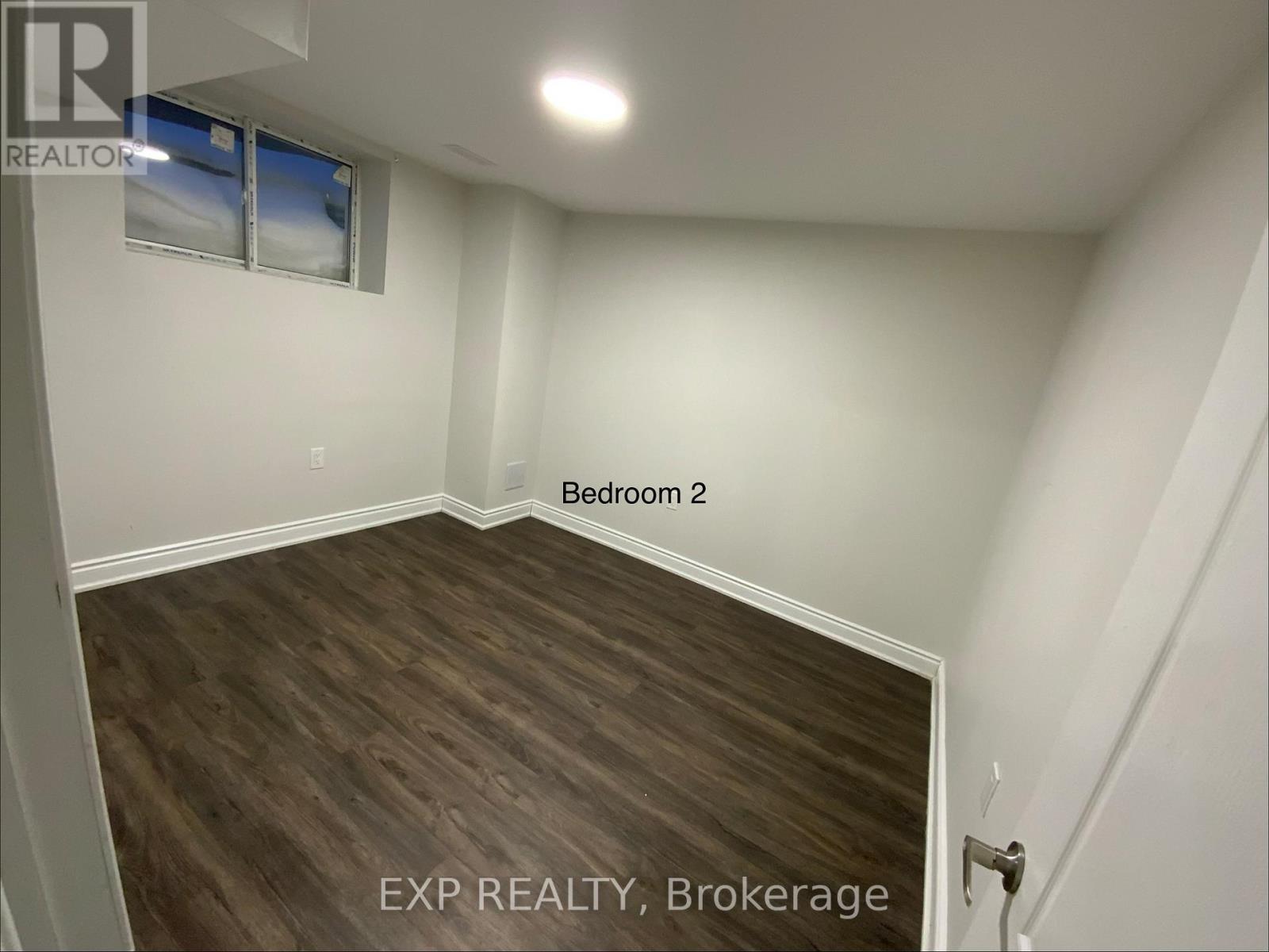 B - 923 Guinness Crescent, Ottawa, Ontario  K2C 3H2 - Photo 11 - X12831998