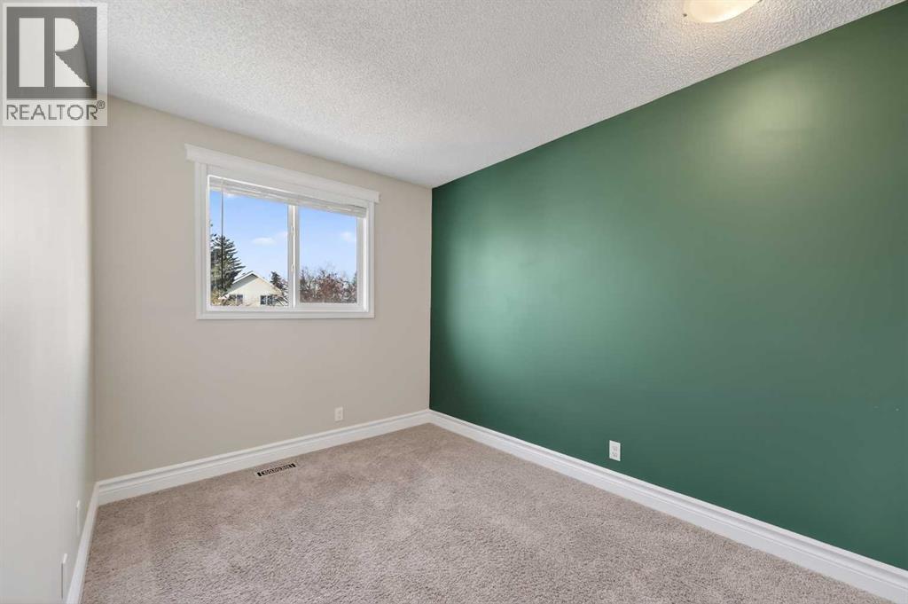 132 Erin Grove Close Se, Calgary, Alberta  T2B 2T4 - Photo 23 - A2287178