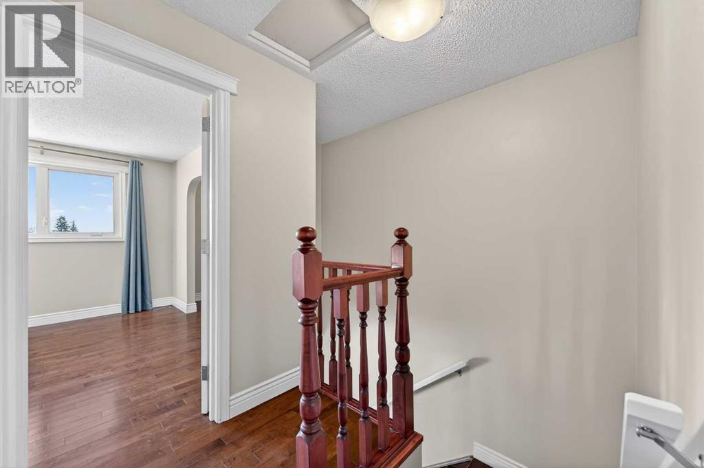 132 Erin Grove Close Se, Calgary, Alberta  T2B 2T4 - Photo 17 - A2287178