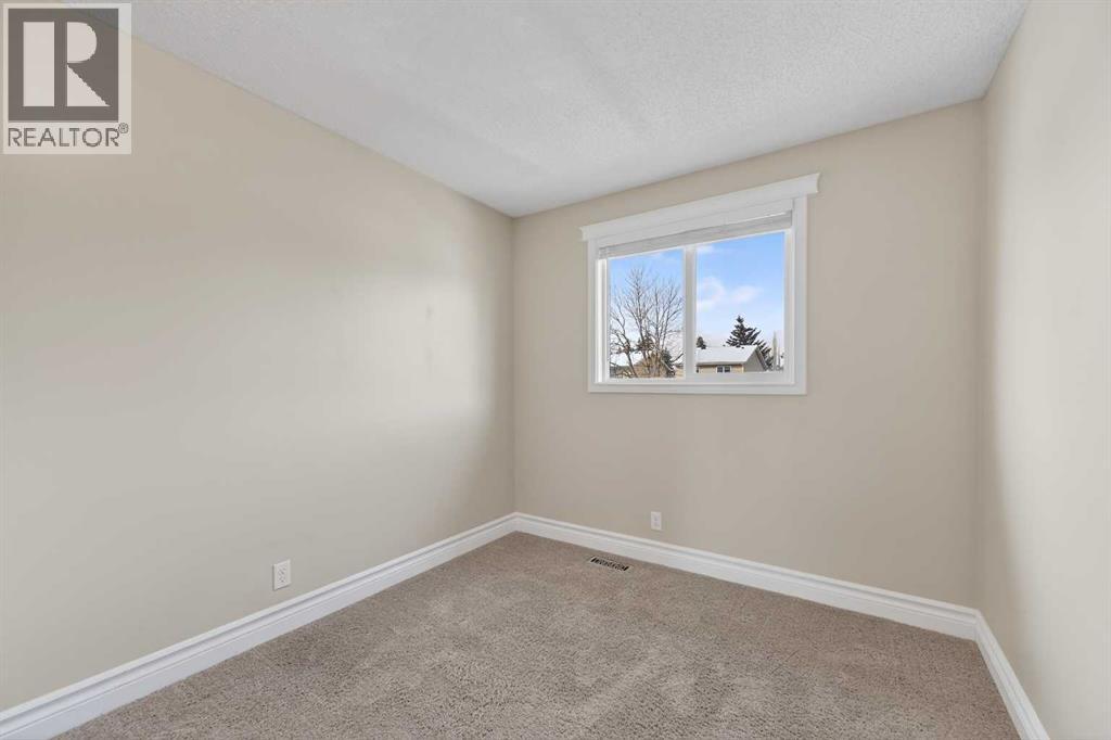 132 Erin Grove Close Se, Calgary, Alberta  T2B 2T4 - Photo 25 - A2287178