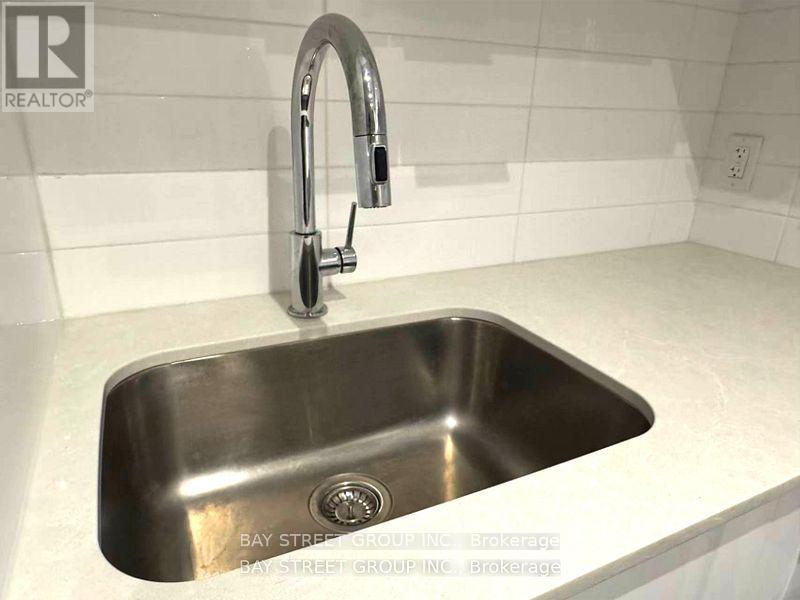 904 - 18 Maitland Terrace, Toronto, Ontario  M4Y 0H2 - Photo 15 - C12831996