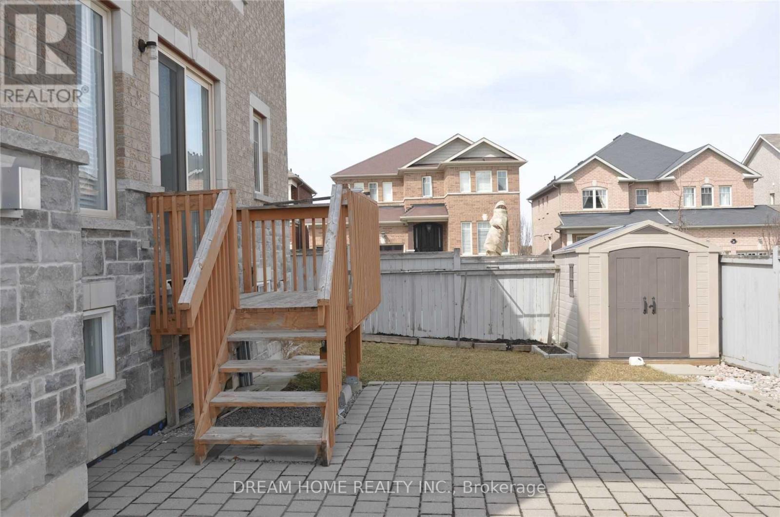 17 Philips Lake Court, Richmond Hill, Ontario  L4E 0S8 - Photo 21 - N12831978