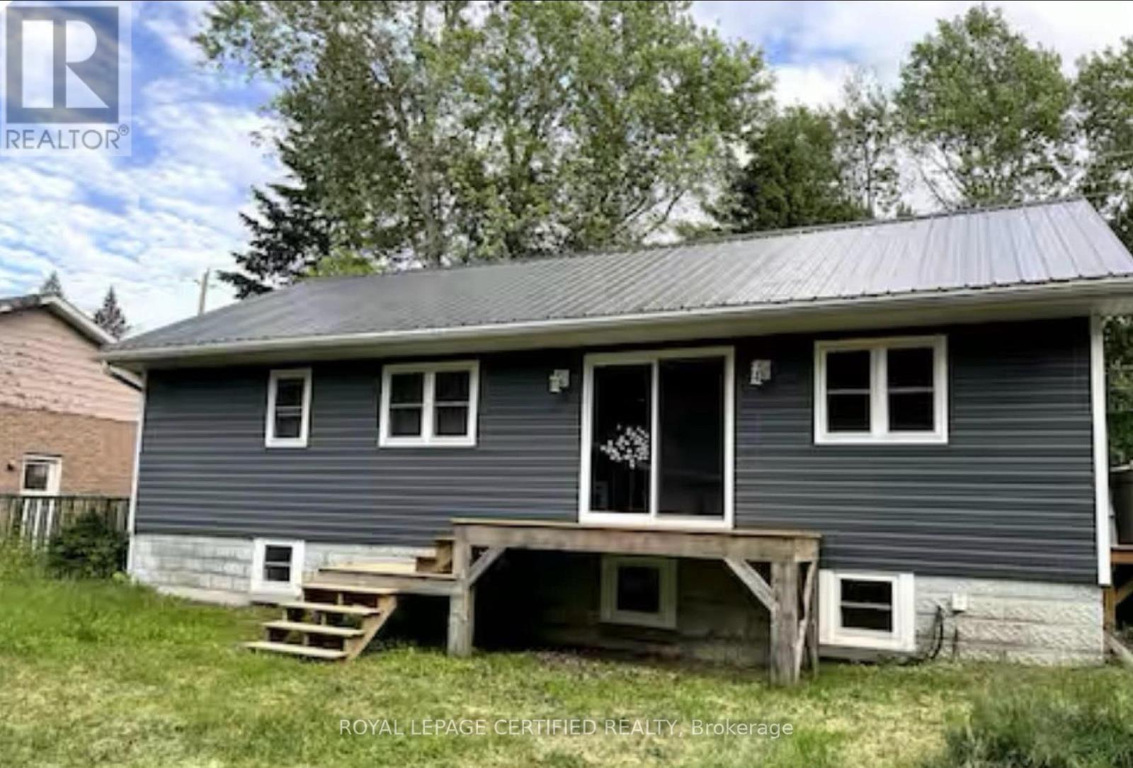 253 Maple Street, Bracebridge, Ontario  P1L 1K3 - Photo 9 - X12831970