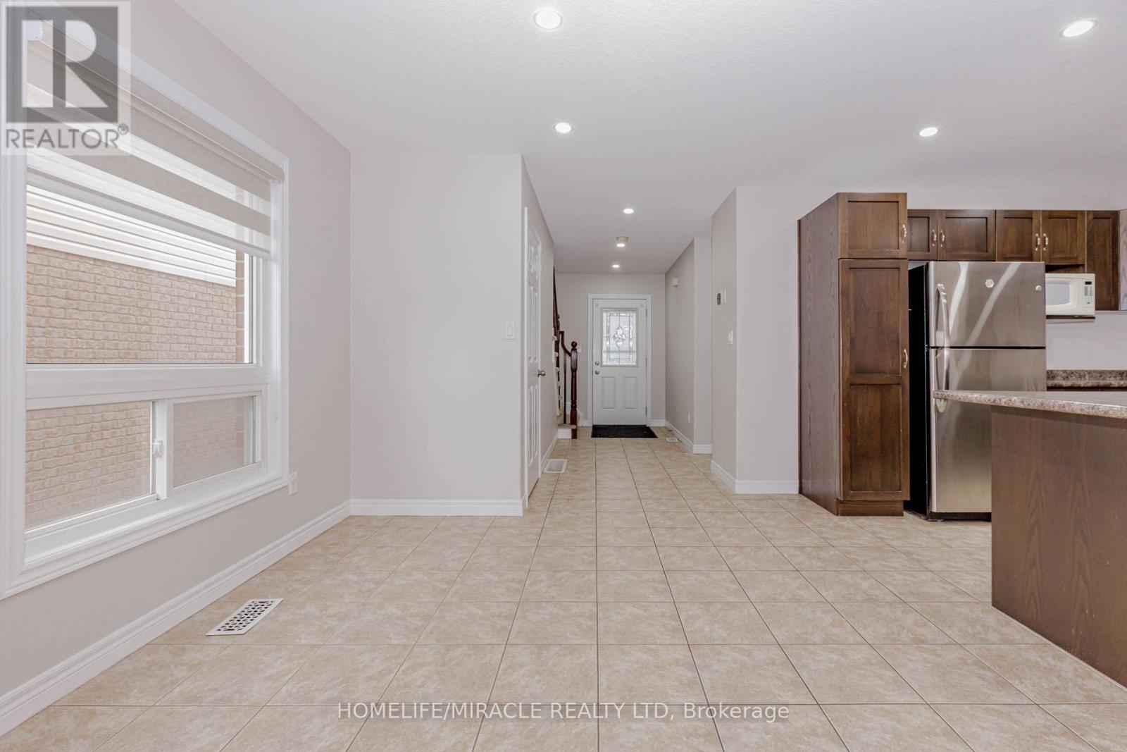 21 Dougall Street, Guelph, Ontario  N1E 0G8 - Photo 9 - X12831982