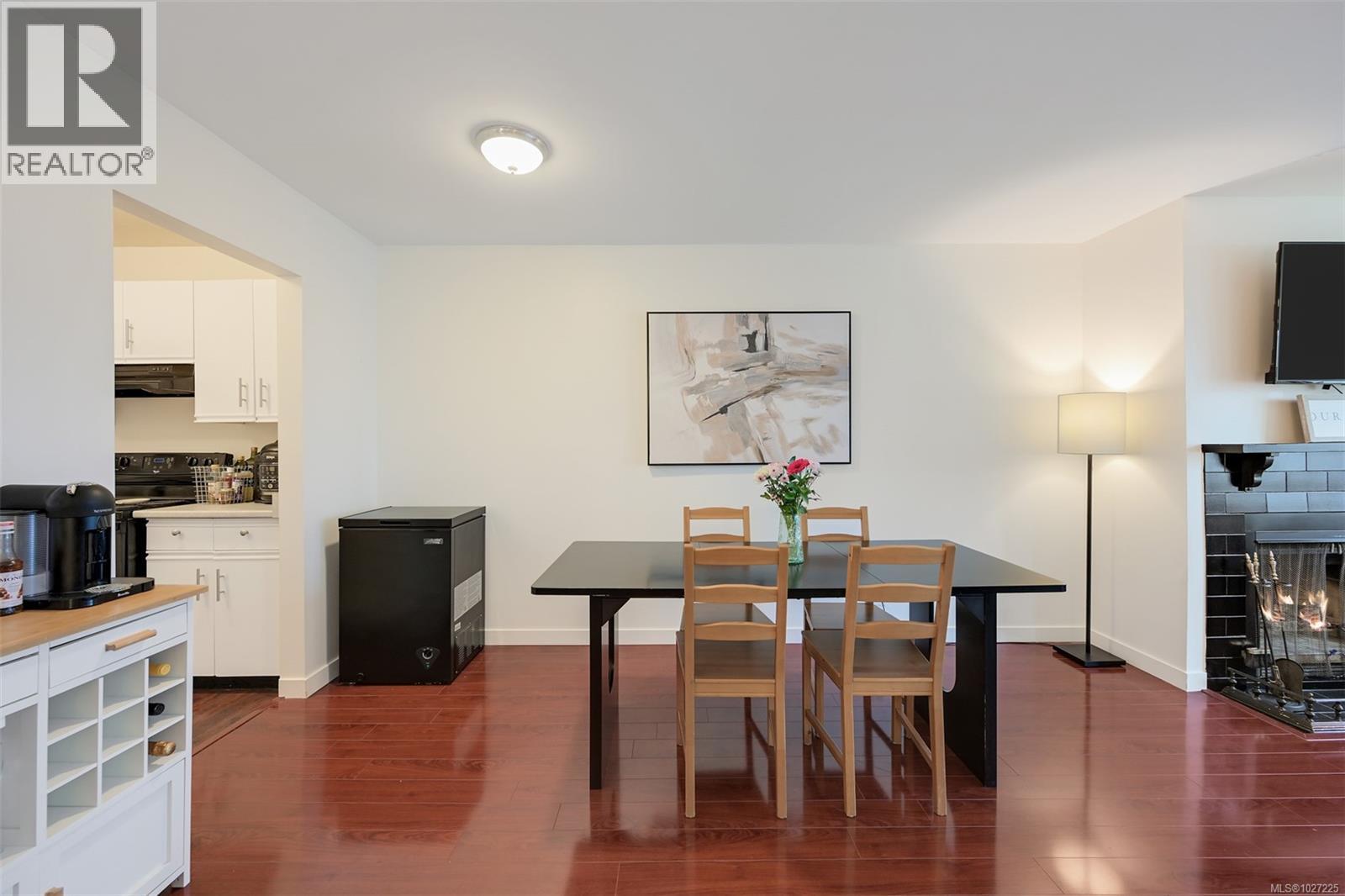 201 1619 Morrison St, Victoria, British Columbia  V8R 6R8 - Photo 18 - 1027225