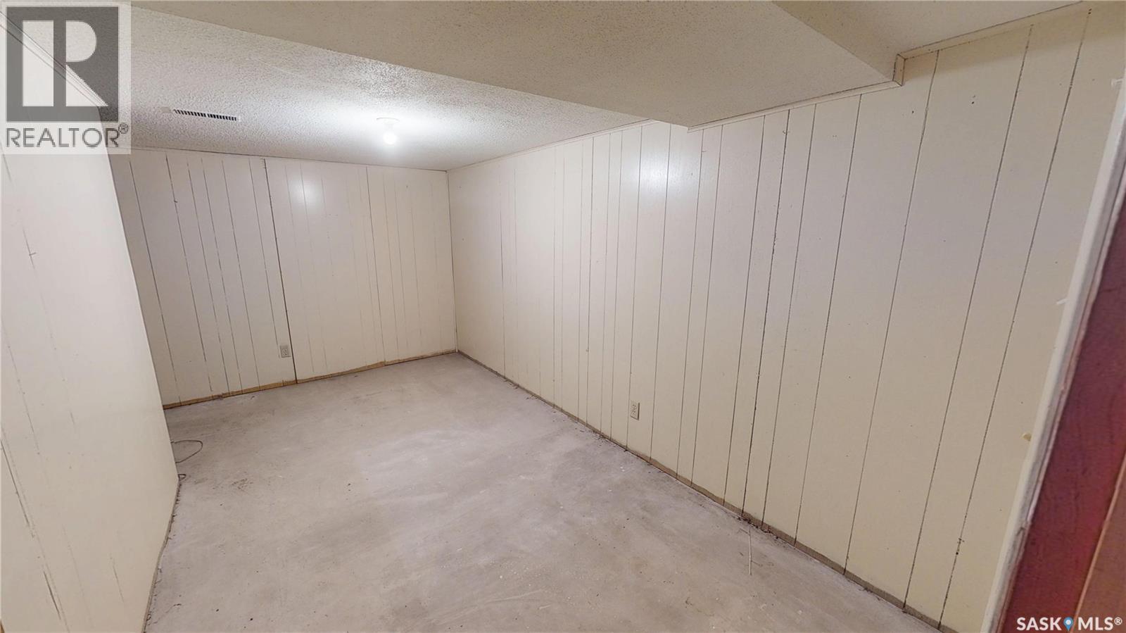 105 Hall Street, Wawota, Saskatchewan  S0G 5A0 - Photo 27 - SK029395