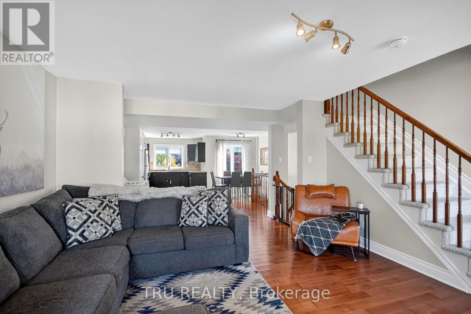 2642 Palings Private, Ottawa, Ontario  K1T 4A4 - Photo 18 - X12832010