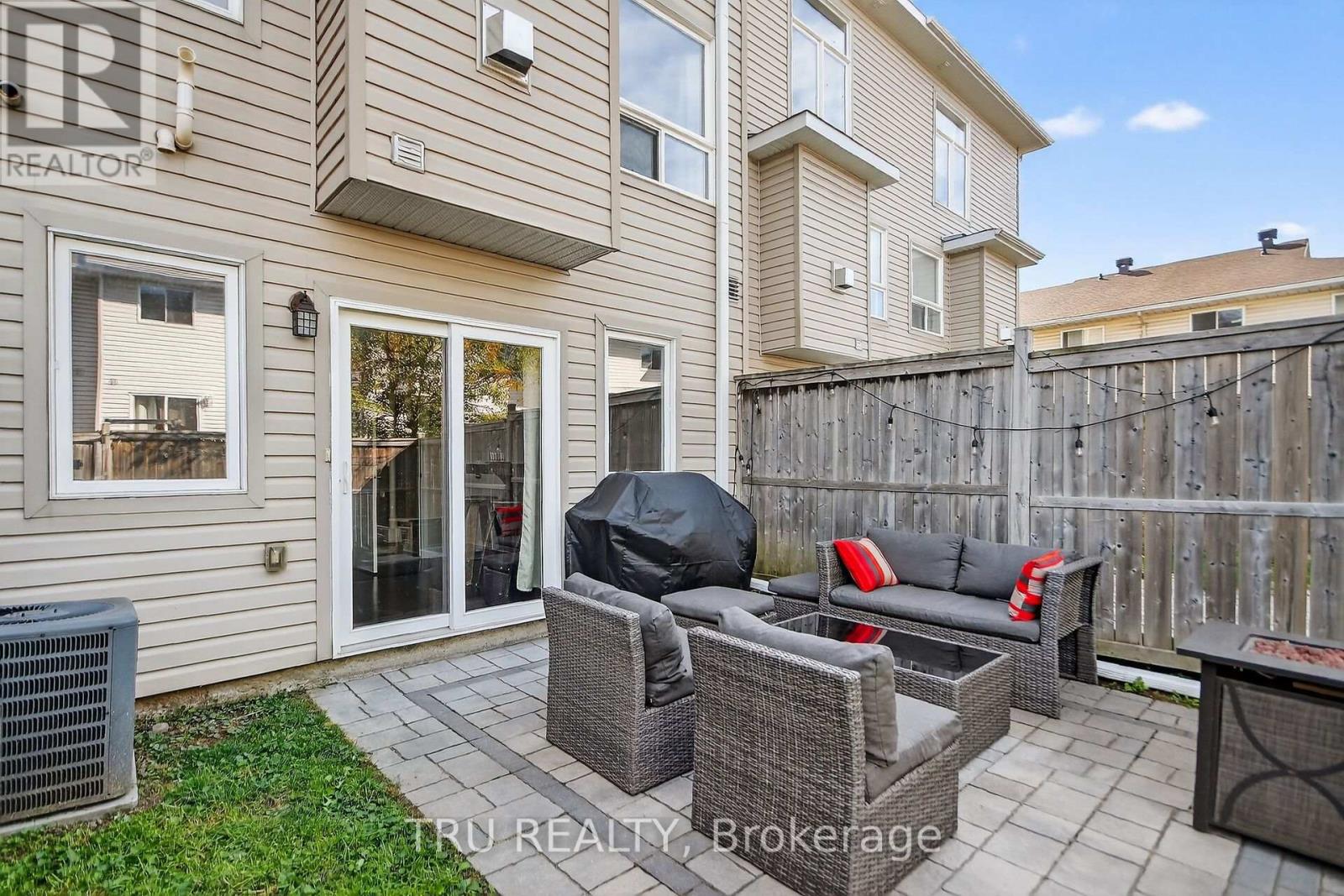 2642 Palings Private, Ottawa, Ontario  K1T 4A4 - Photo 39 - X12832010