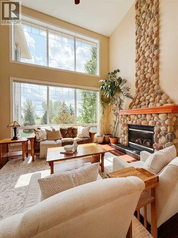 83 Hillview Road, Strathmore, Alberta  T1P 1T8 - Photo 6 - A2284327