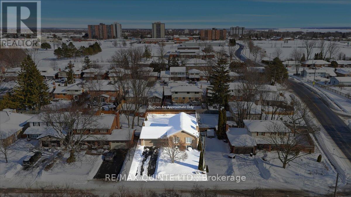 10 Grosvenor Drive, Belleville, Ontario  K8P 4W4 - Photo 38 - X12732386